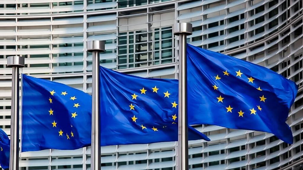 EU-Commision-Flags