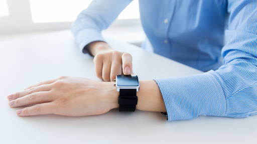 Smartwatches measuring glucose level: Harmful but easy to buy fake innovations