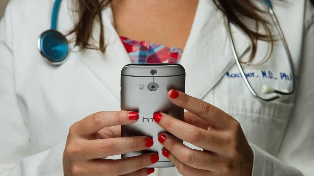 Dokter-Smartphone