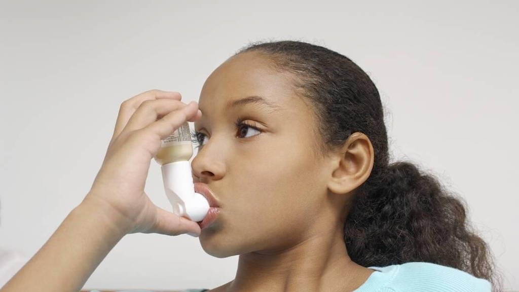 kind-astma-inhalator